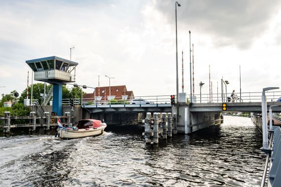 Aalsmeerderbrug vanaf water