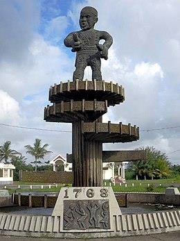 Hedendaags monument voor Kofi in Georgetown, Guyana