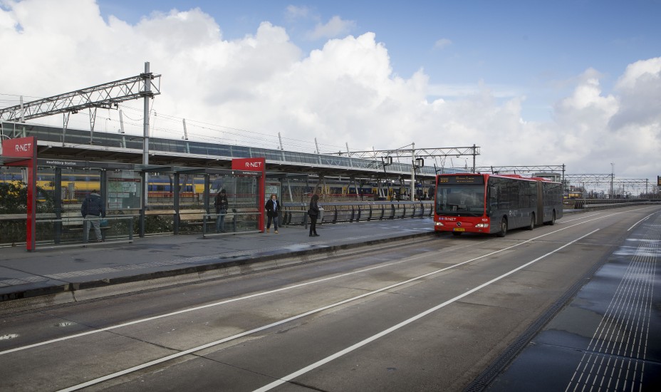 Onderhoud trappen en liften bushaltes Hoofddorp