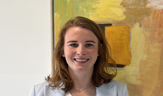 Portretfoto Statenlid Julia Schneemann (Volt), 2024