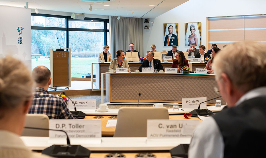 Ambtsbezoek Purmerend: “Purmerend laat zien dat ze de inwoner, ondanks een fusie, niet uit het oog v