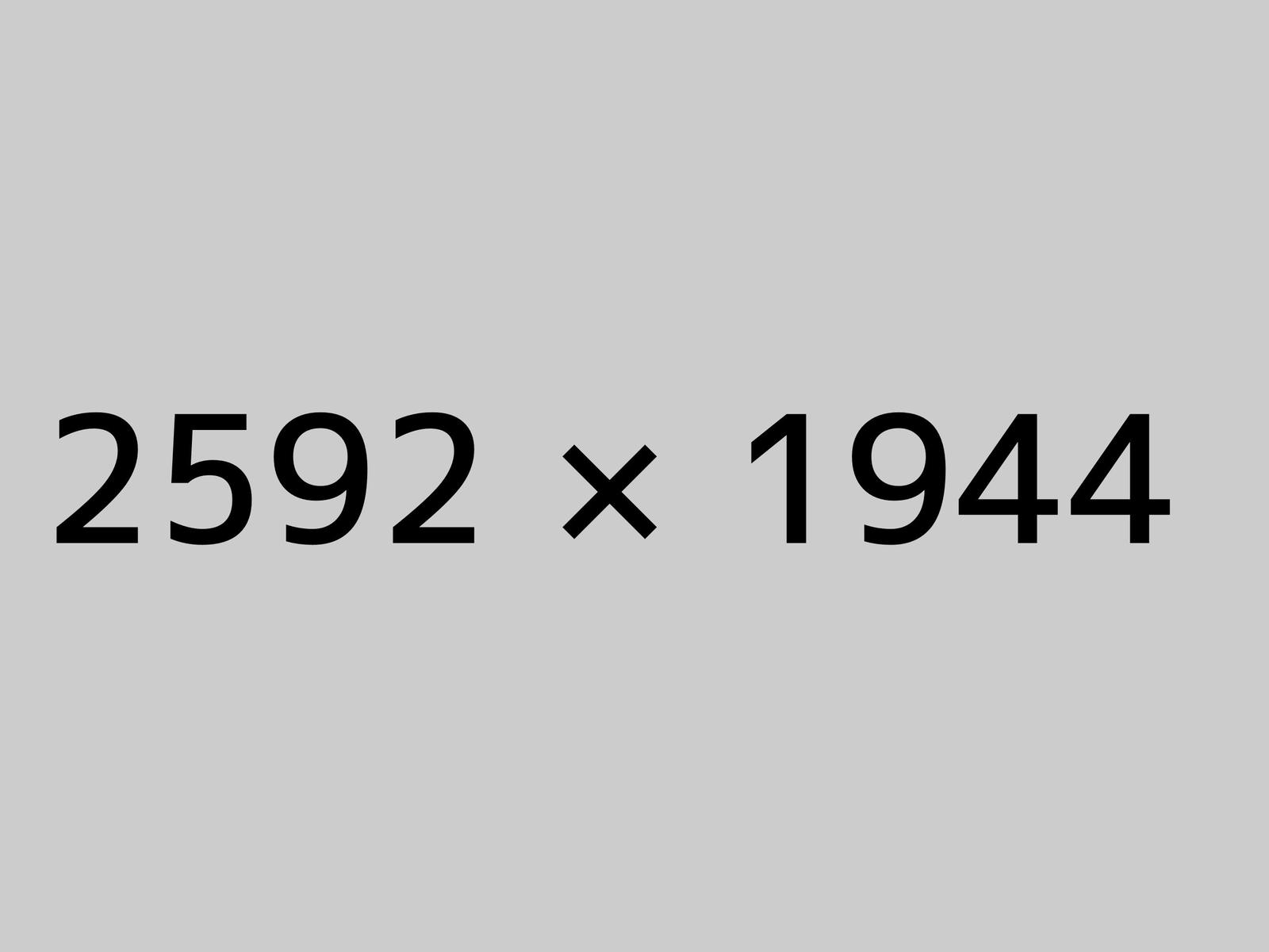 2592x1944